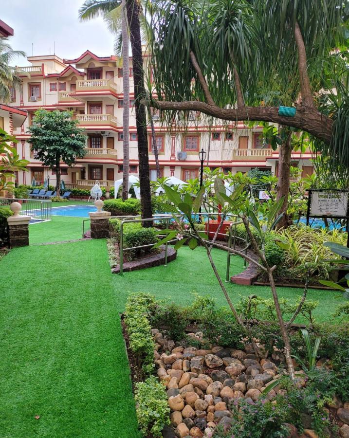 Highland Village Beach Resort Candolim Exterior photo
