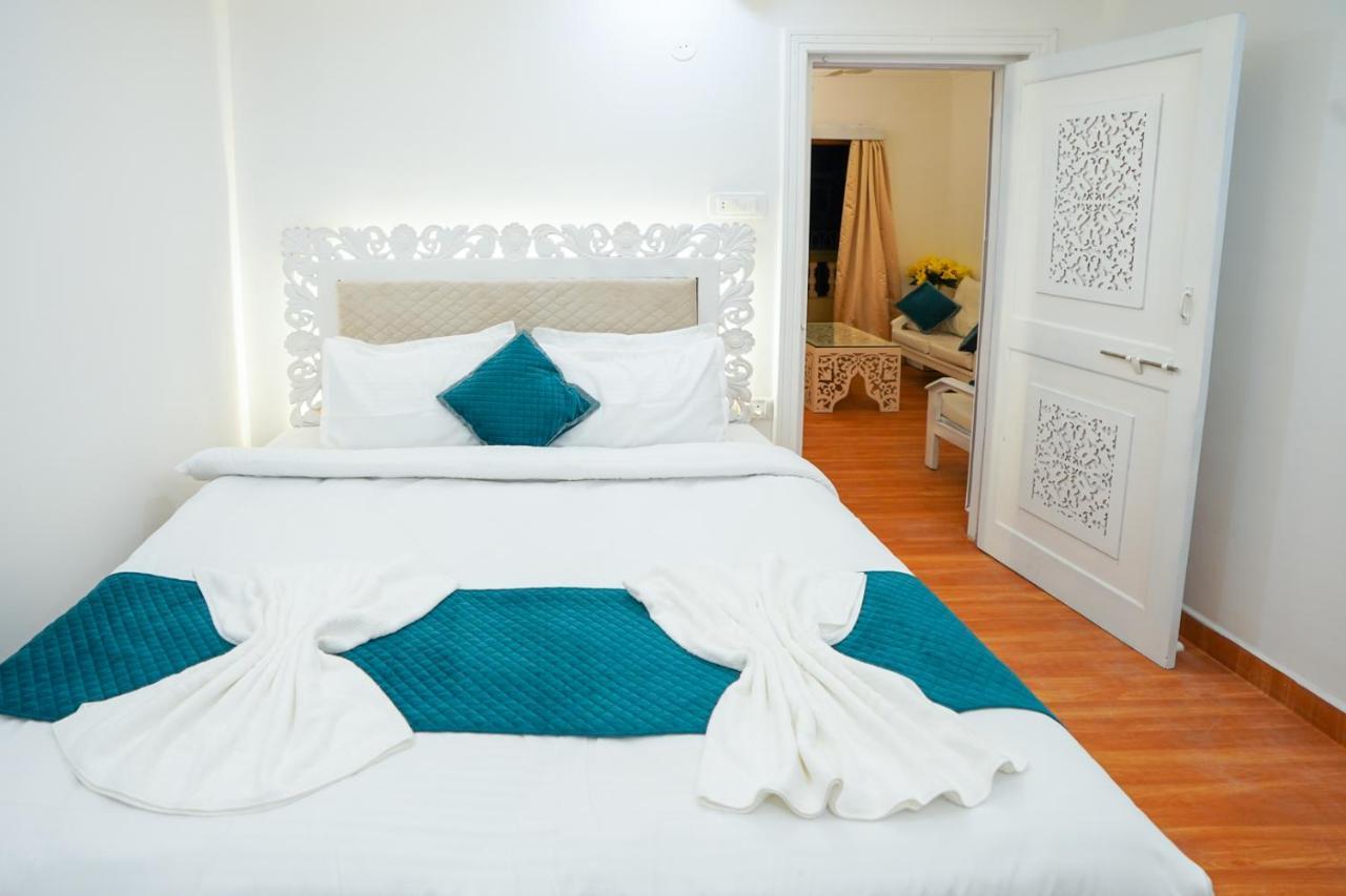 Highland Village Beach Resort Candolim Exterior photo